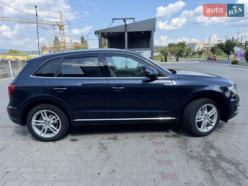 Внедорожник / Кроссовер Audi Q5 2015 в Мукачево