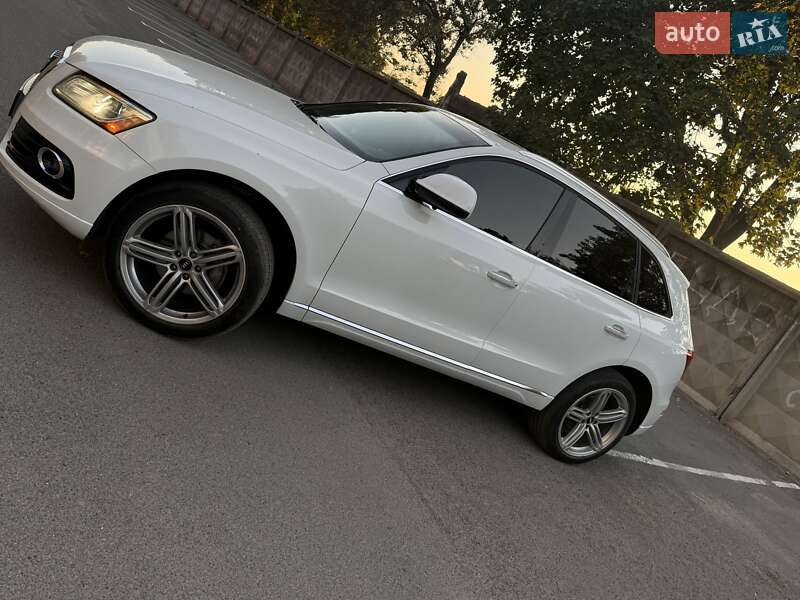 Позашляховик / Кросовер Audi Q5 2016 в Одесі