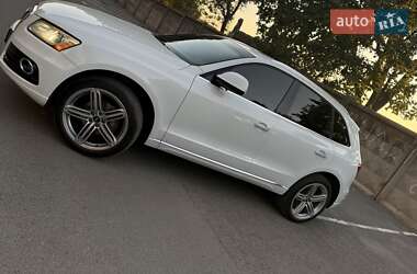 Внедорожник / Кроссовер Audi Q5 2016 в 