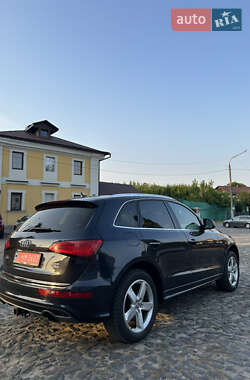 Позашляховик / Кросовер Audi Q5 2016 в 