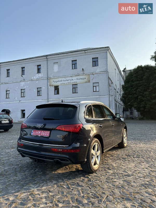 Позашляховик / Кросовер Audi Q5 2016 в Луцьку