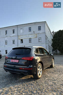 Позашляховик / Кросовер Audi Q5 2016 в 