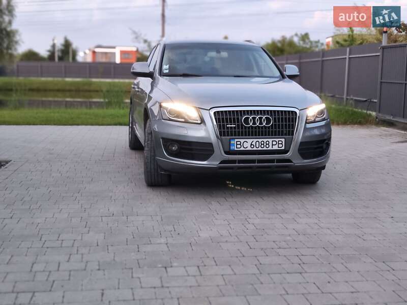 Внедорожник / Кроссовер Audi Q5 2010 в Львове