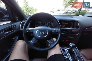 Внедорожник / Кроссовер Audi Q5 2011 в 