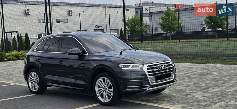 Внедорожник / Кроссовер Audi Q5 2018 в Мукачево