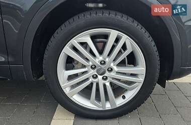 Внедорожник / Кроссовер Audi Q5 2018 в 