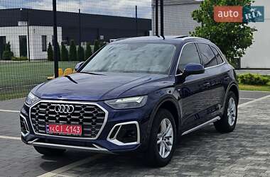 Внедорожник / Кроссовер Audi Q5 2022 в 