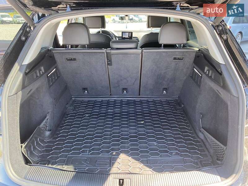 Внедорожник / Кроссовер Audi Q5 2019 в Львове