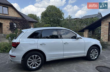 Внедорожник / Кроссовер Audi Q5 2016 в 
