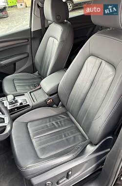 Внедорожник / Кроссовер Audi Q5 2021 в 
