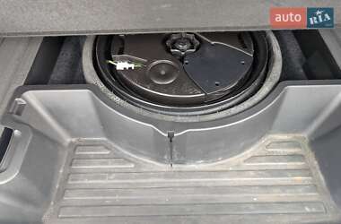 Внедорожник / Кроссовер Audi Q5 2012 в 