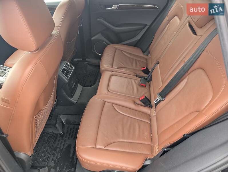 Внедорожник / Кроссовер Audi Q5 2012 в Ровно