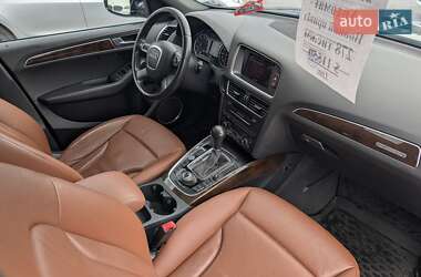 Внедорожник / Кроссовер Audi Q5 2012 в 