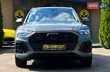 Внедорожник / Кроссовер Audi Q5 2022 в 