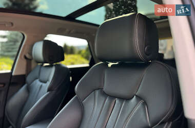 Внедорожник / Кроссовер Audi Q5 2022 в 