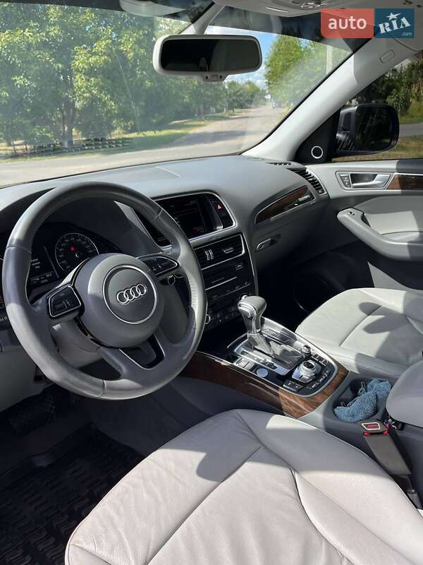 Внедорожник / Кроссовер Audi Q5 2015 в Черкассах
