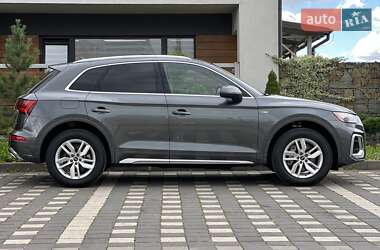 Внедорожник / Кроссовер Audi Q5 2023 в 