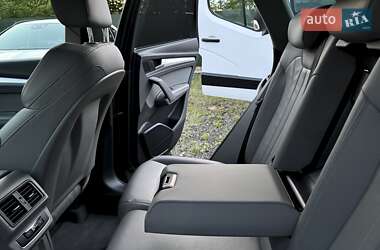 Внедорожник / Кроссовер Audi Q5 2019 в 
