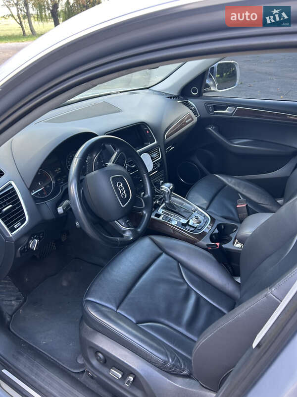 Внедорожник / Кроссовер Audi Q5 2015 в Киеве