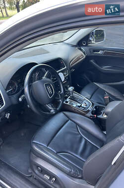 Внедорожник / Кроссовер Audi Q5 2015 в 