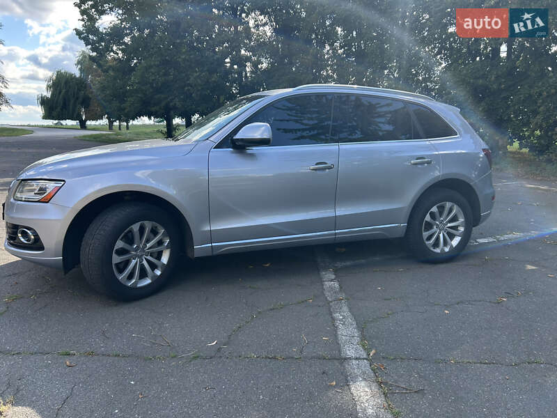 Внедорожник / Кроссовер Audi Q5 2015 в Киеве