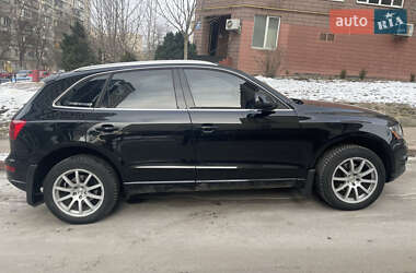 Внедорожник / Кроссовер Audi Q5 2011 в 
