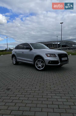 Внедорожник / Кроссовер Audi Q5 2015 в 