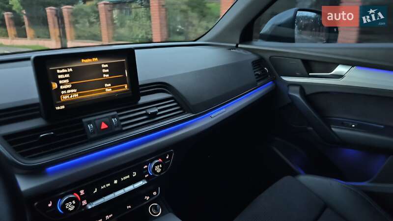 Внедорожник / Кроссовер Audi Q5 2017 в Дрогобыче