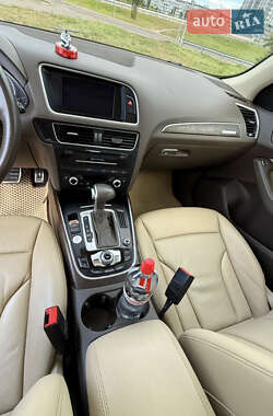 Внедорожник / Кроссовер Audi Q5 2014 в 