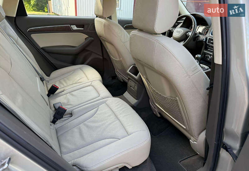 Внедорожник / Кроссовер Audi Q5 2011 в Виннице