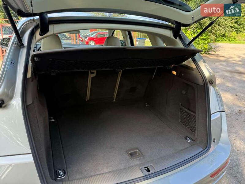 Внедорожник / Кроссовер Audi Q5 2011 в Виннице