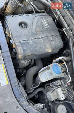 Внедорожник / Кроссовер Audi Q5 2011 в 