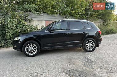 Внедорожник / Кроссовер Audi Q5 2012 в 