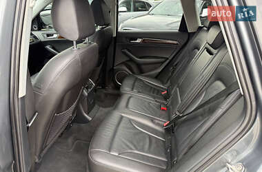 Внедорожник / Кроссовер Audi Q5 2015 в 