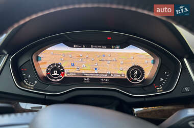 Внедорожник / Кроссовер Audi Q5 2017 в 