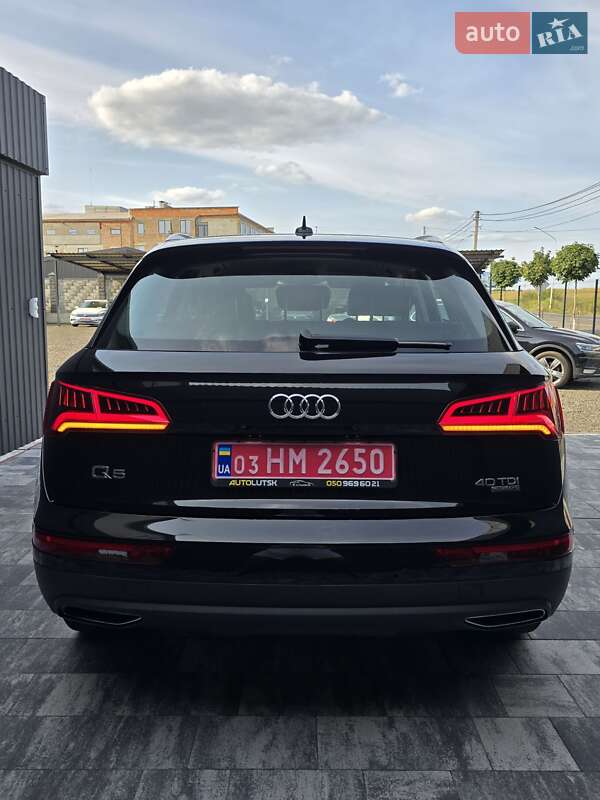 Позашляховик / Кросовер Audi Q5 2018 в Луцьку