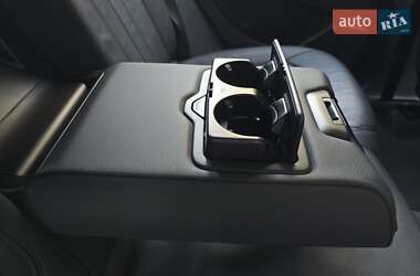 Позашляховик / Кросовер Audi Q5 2018 в 