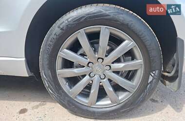 Внедорожник / Кроссовер Audi Q5 2010 в 
