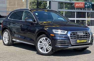 Внедорожник / Кроссовер Audi Q5 2018 в 