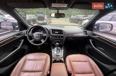 Внедорожник / Кроссовер Audi Q5 2011 в 