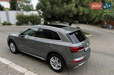 Внедорожник / Кроссовер Audi Q5 2023 в 