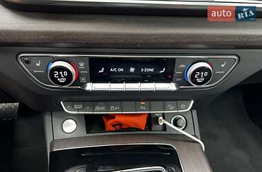Внедорожник / Кроссовер Audi Q5 2023 в 