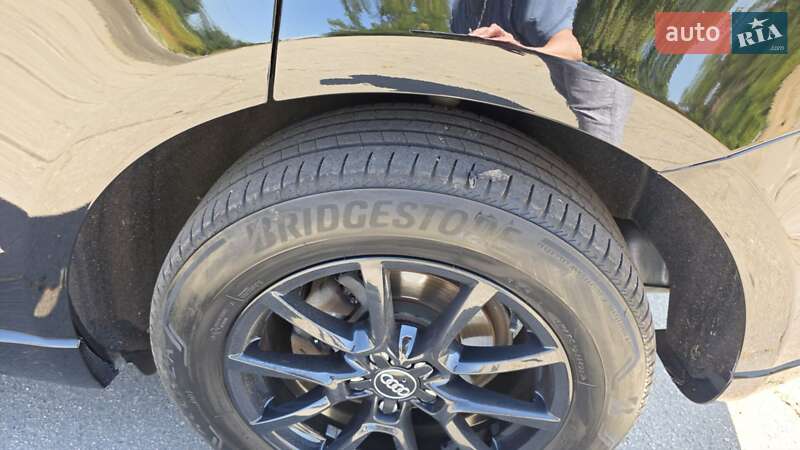 Внедорожник / Кроссовер Audi Q5 2011 в Запорожье