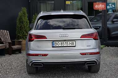 Внедорожник / Кроссовер Audi Q5 2022 в 