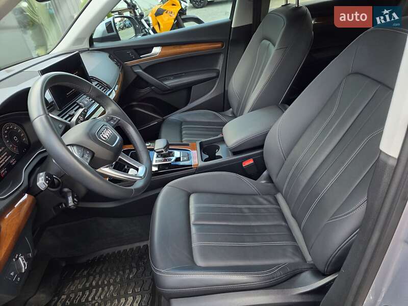 Внедорожник / Кроссовер Audi Q5 2022 в Тернополе