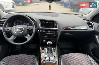 Внедорожник / Кроссовер Audi Q5 2015 в 