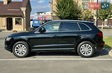 Внедорожник / Кроссовер Audi Q5 2016 в 