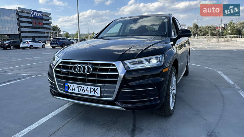 Внедорожник / Кроссовер Audi Q5 2018 в Киеве