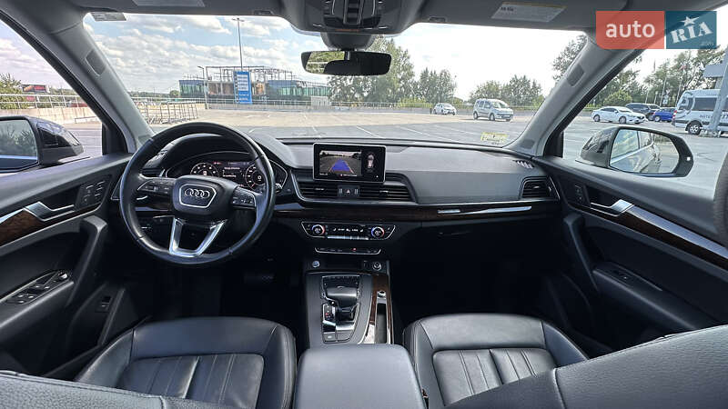 Внедорожник / Кроссовер Audi Q5 2018 в Киеве