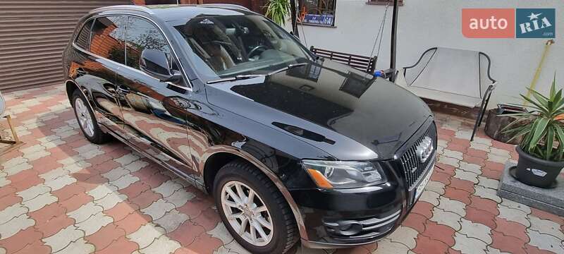 Внедорожник / Кроссовер Audi Q5 2012 в 